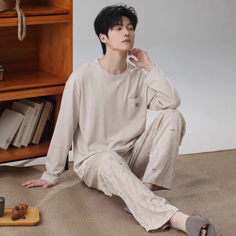 Men’s beige check pullover pajamas in beige
