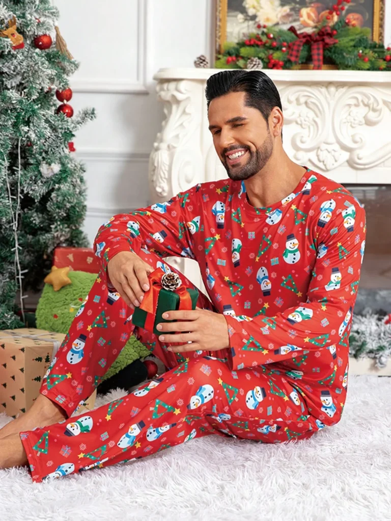 Red Christmas Button-Front Pajamas in red