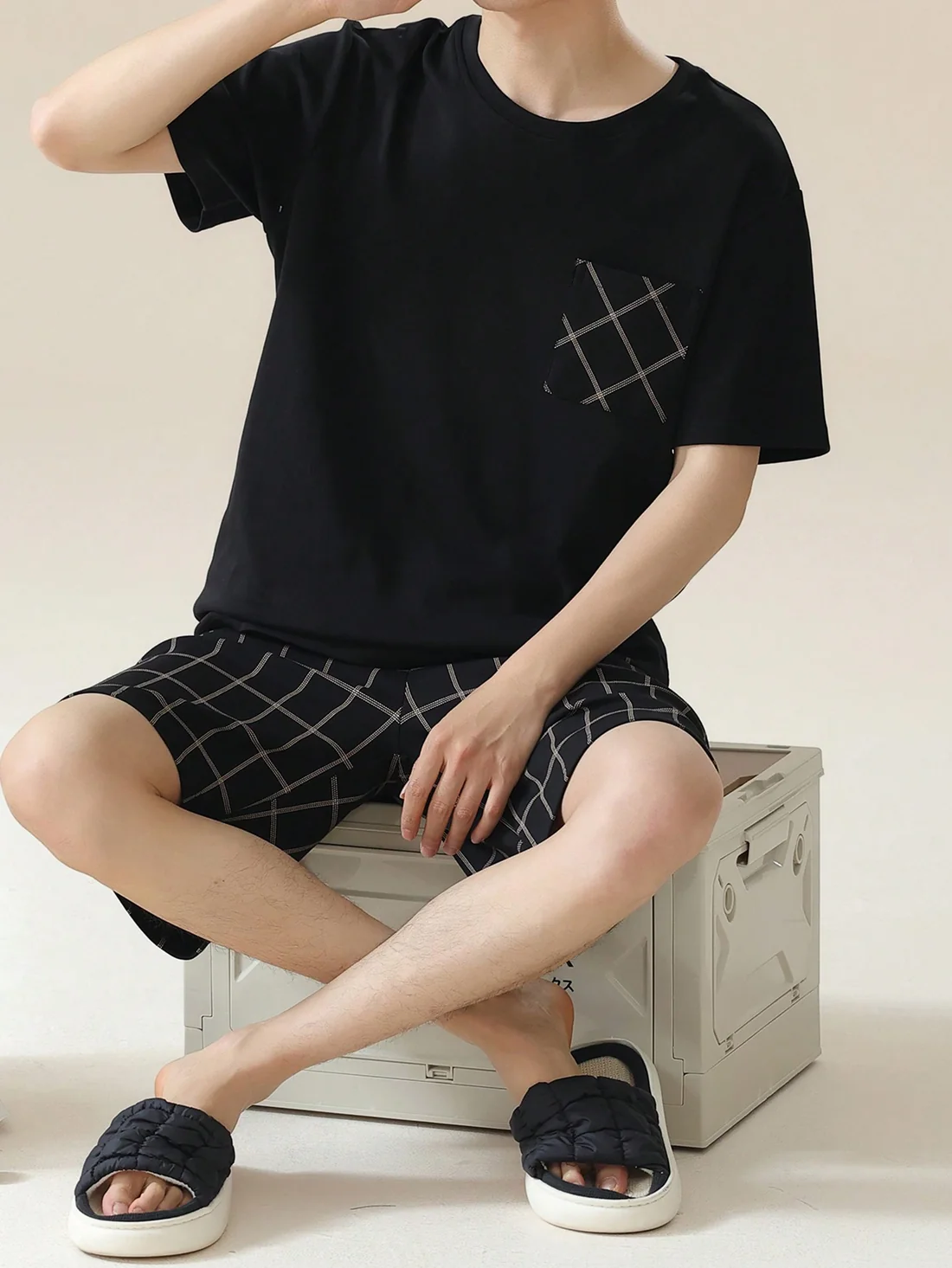 Black Windowpane Short Pajamas in black