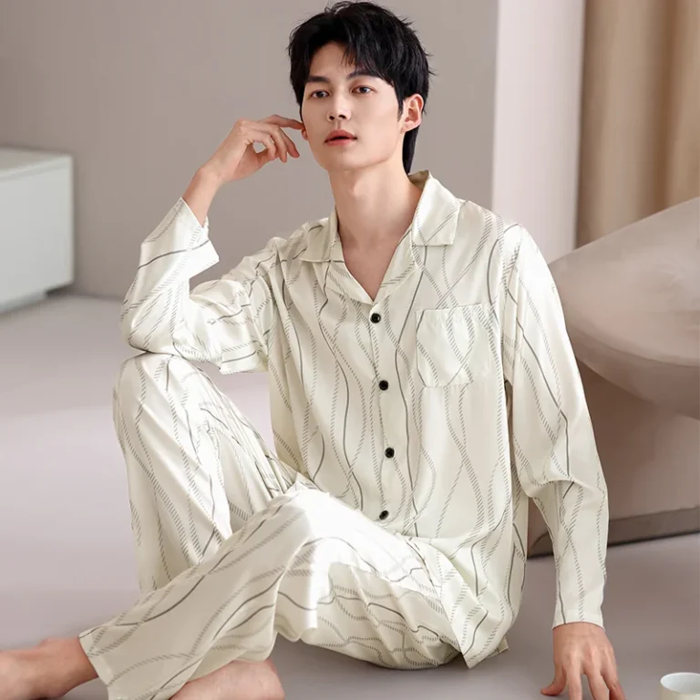 Men’s ivory pinstripe button-front pajamas in ivory